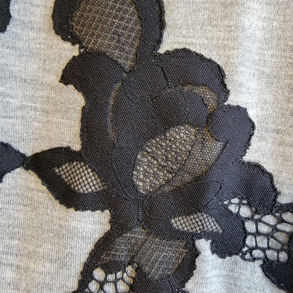 Diane von Furstenberg DVF Shara Sweater Wool Size Medium - Picture 3 of 7